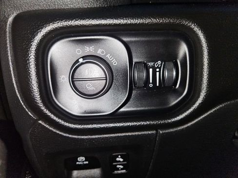 Used 2025 RAM 1500 Big Horn AWD/4WD image 21