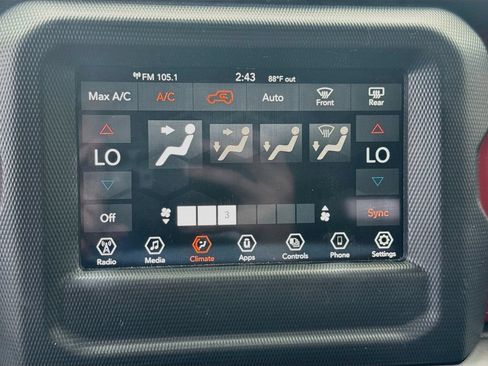 Used 2021 Jeep Wrangler Unlimited Rubicon w/ Dual Top Group AWD/4WD image 16