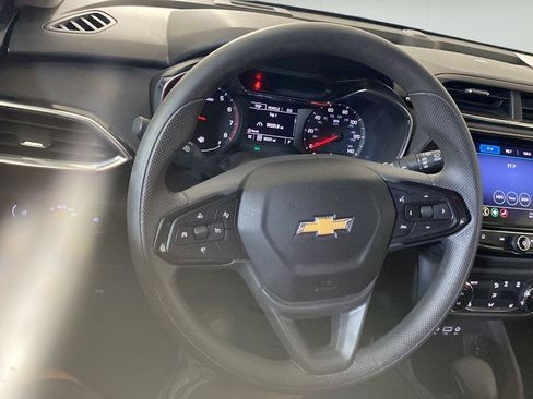 Used 2023 Chevrolet TrailBlazer LT w/ Convenience Package AWD/4WD image 40