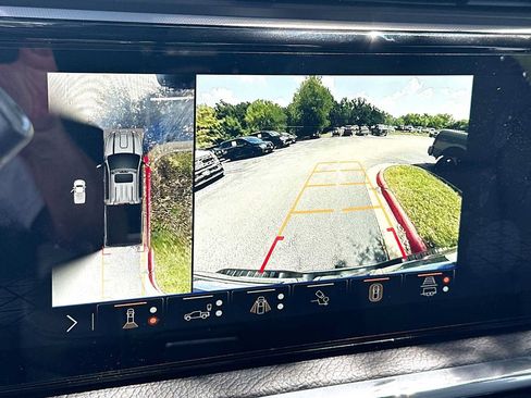Used 2024 GMC Sierra 2500 Denali w/ Denali Reserve Package AWD/4WD image 20
