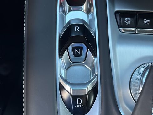 Used 2022 Chevrolet Corvette Stingray Premium Cpe w/ Z51 Performance Package image 21