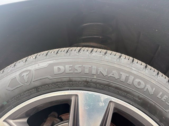 Used 2019 GMC Acadia SLT AWD/4WD image 12