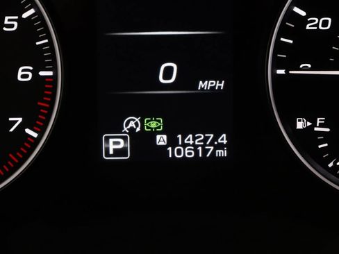 Used 2025 Subaru Outback Touring XT image 39