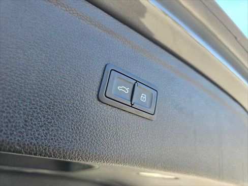 Used 2024 Audi Q5 2.0T Premium Plus w/ Premium Plus Package image 18