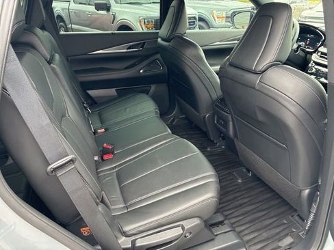 Used 2025 INFINITI QX60 Luxe w/ Black Edition AWD/4WD image 28