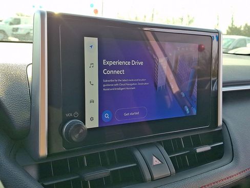 Used 2023 Toyota RAV4 SE w/ Weather & Moonroof Package image 17