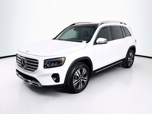 New 2026 Mercedes-Benz GLB 250 image 1