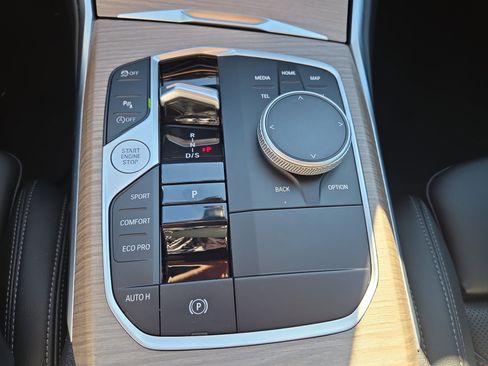 Used 2025 BMW 330i xDrive Sedan image 13