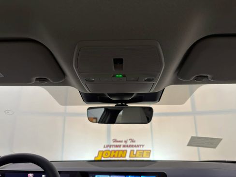 New 2026 Nissan Sentra SL w/ Floor Mat Package image 19