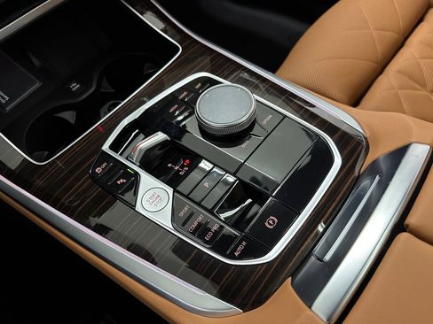 Used 2026 BMW X5 sDrive40i w/ Climate Comfort Package image 18