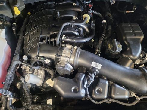 Used 2023 Jeep Grand Cherokee L Laredo RWD image 30