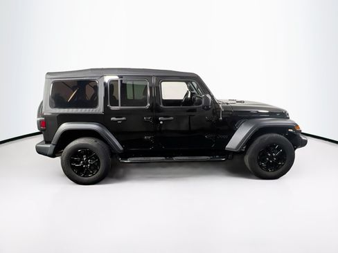Used 2023 Jeep Wrangler Unlimited Sport AWD/4WD image 4