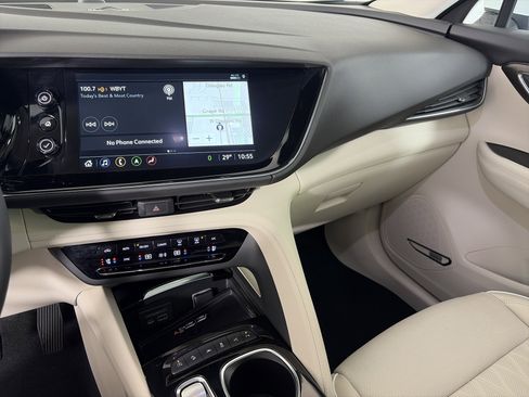 Certified 2023 Buick Envision Avenir image 4