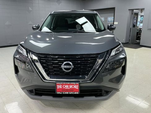 Used 2023 Nissan Rogue S image 8