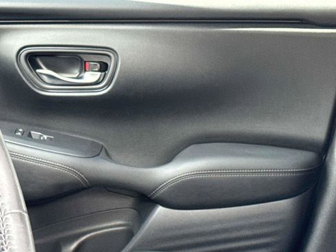Certified 2024 Honda HR-V EX-L image 20