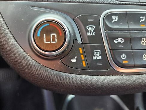 Used 2023 Chevrolet Malibu LT FWD image 25