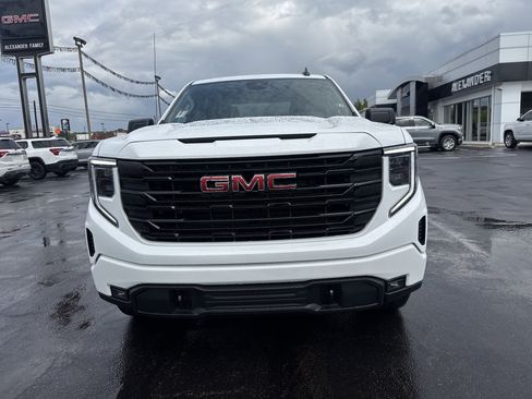 New 2026 GMC Sierra 1500 Elevation image 9