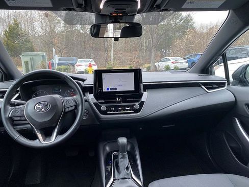 Certified 2025 Toyota Corolla SE image 15