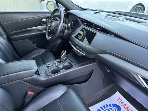 Used 2020 Cadillac XT4 Premium Luxury image 17
