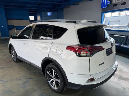 Used 2018 Toyota RAV4 XLE FWD image 13