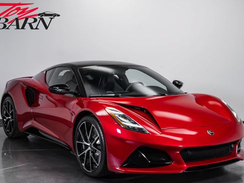 Used 2025 Lotus Emira RWD image 7