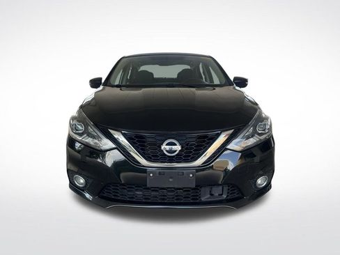 Used 2018 Nissan Sentra SR FWD image 2