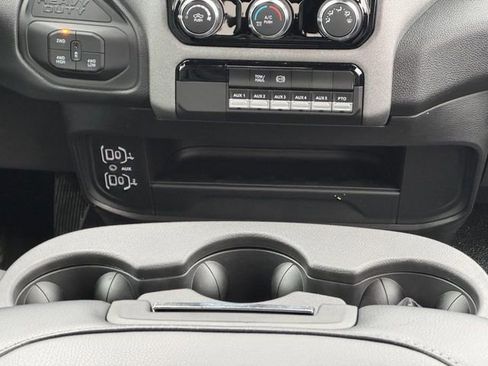 New 2025 RAM 5500 Tradesman w/ Chrome Appearance Group image 9