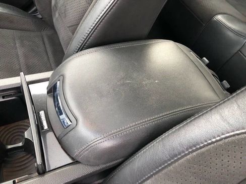 Used 2010 Ford Taurus SHO image 25