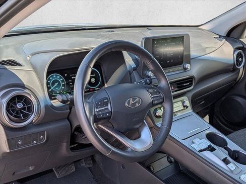 Used 2022 Hyundai Kona SEL w/ Convenience Package FWD image 10