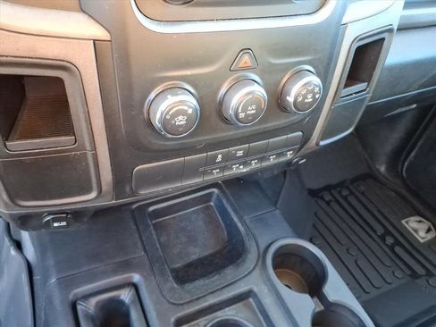 Used 2018 RAM 2500 Tradesman image 32