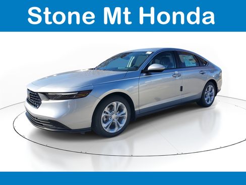 New 2025 Honda Accord LX image 3