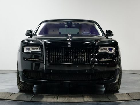 Used 2015 Rolls-Royce Ghost image 17