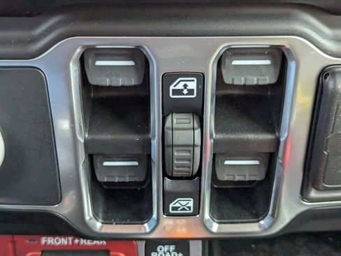 Used 2023 Jeep Gladiator Rubicon w/ LED Lighting Group image 23