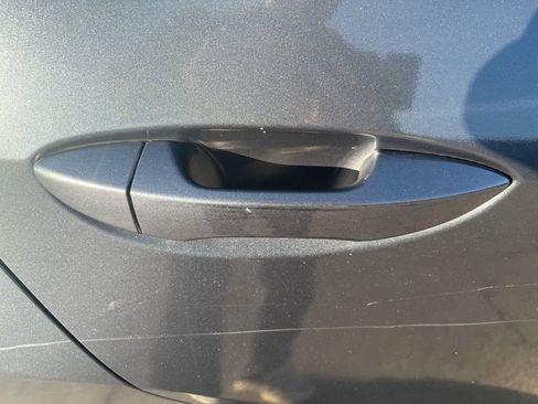 Used 2015 Toyota Corolla S image 47