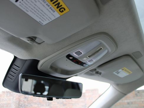 Used 2025 Volvo XC90 B6 Ultra w/ Lounge Package image 29