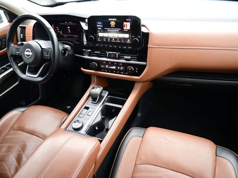 Certified 2023 Nissan Pathfinder Platinum w/ Cargo Package image 23