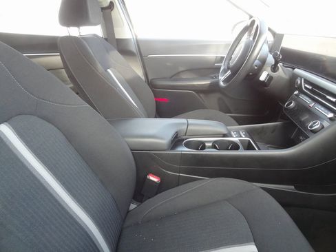 Used 2024 Hyundai Sonata SEL w/ Convenience Package image 8