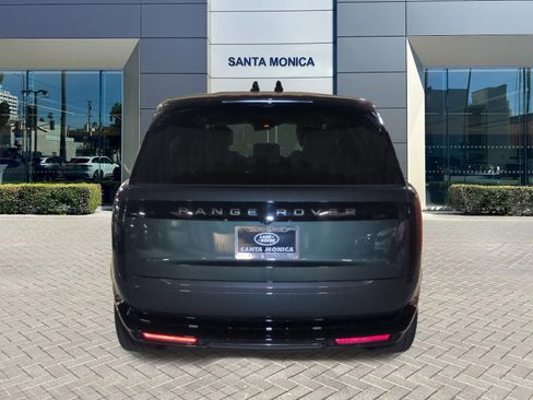 New 2026 Land Rover Range Rover Long Wheelbase SE AWD/4WD image 4