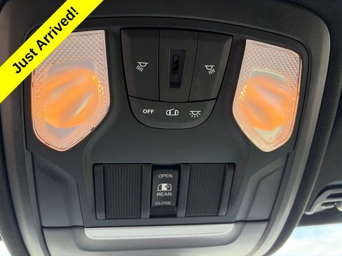 Used 2020 RAM 1500 Big Horn AWD/4WD image 38