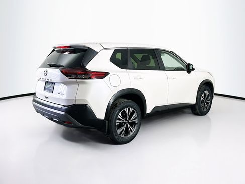 Used 2023 Nissan Rogue SV AWD/4WD image 9