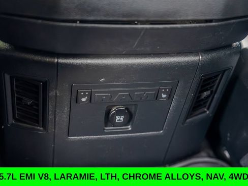 Used 2017 RAM 1500 Laramie w/ Convenience Group AWD/4WD image 19
