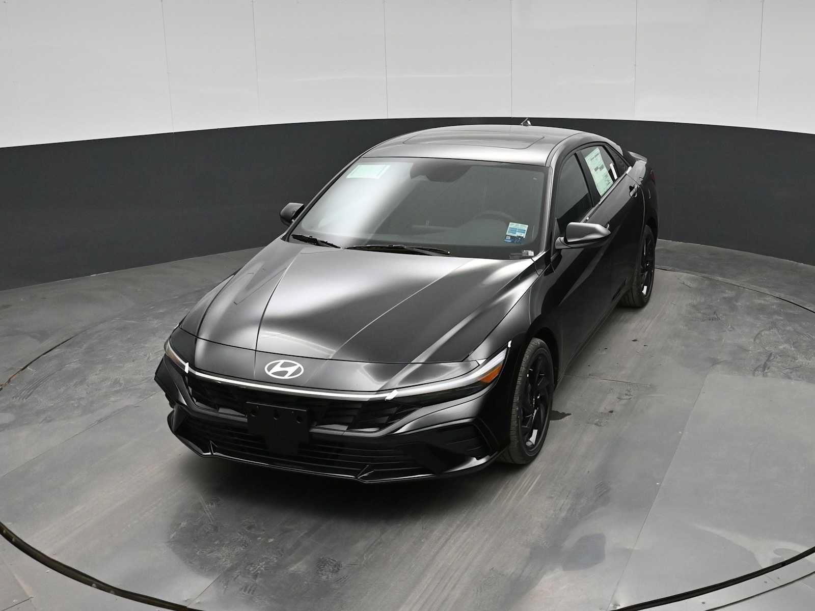 New 2026 Hyundai Elantra SEL Sport Premium FWD image 24