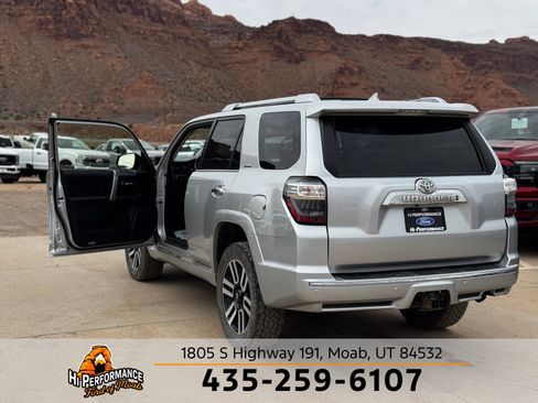 Used 2015 Toyota 4Runner Limited image 13