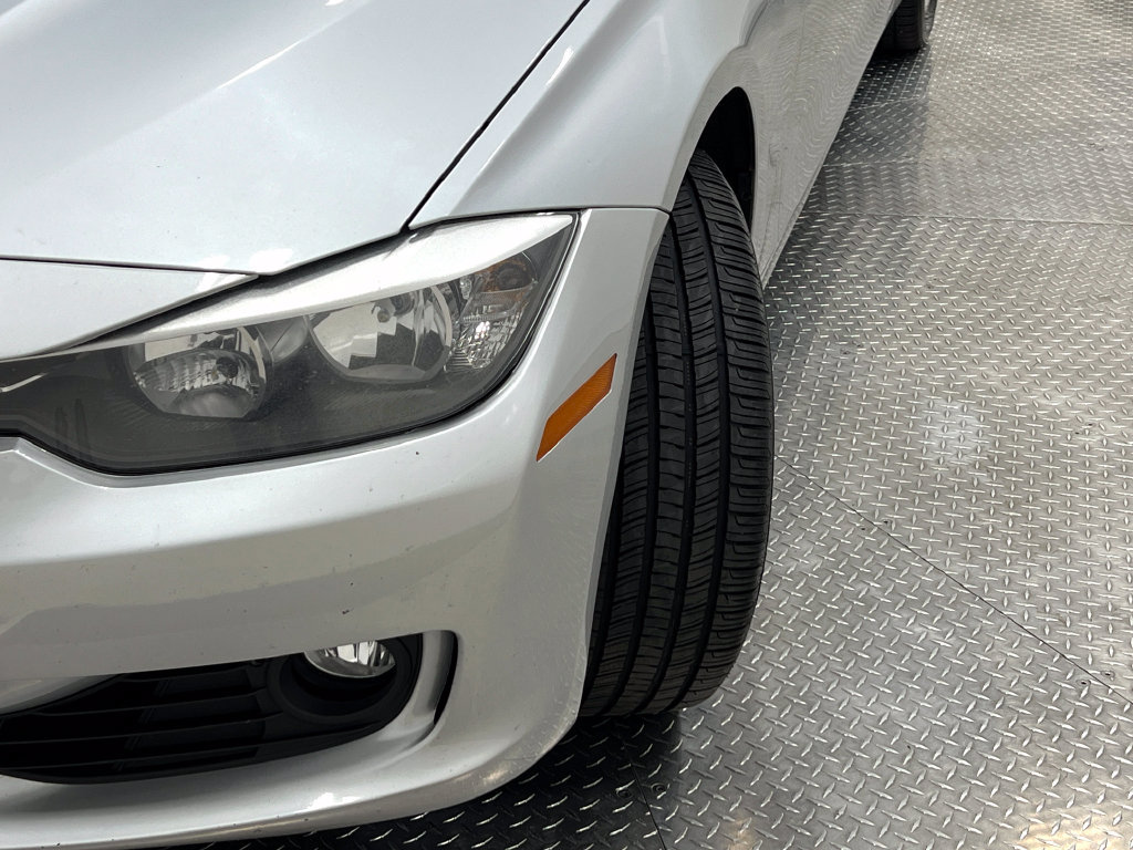 Used 2013 BMW 328i xDrive Sedan AWD/4WD image 37