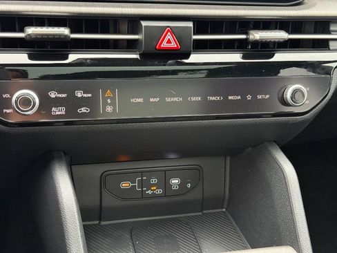 New 2026 Kia Sportage X-Line w/ X-Line Technology Package image 15