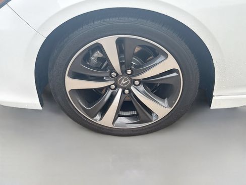 Used 2025 Acura TLX w/ Technology Package FWD image 32