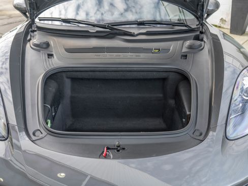 Used 2018 Porsche 718 Cayman GTS image 31