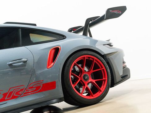 Used 2025 Porsche 911 GT3 RS w/ Weissach Package RWD image 2