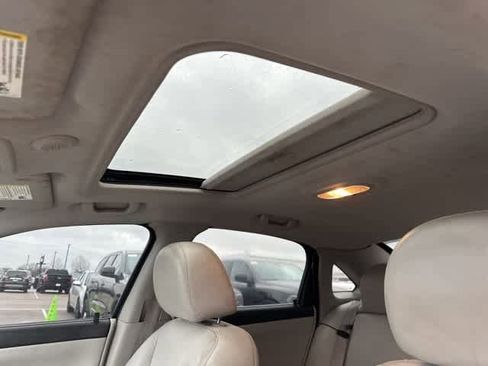 Used 2011 Chevrolet Impala LT w/ Luxury Edition Package image 5