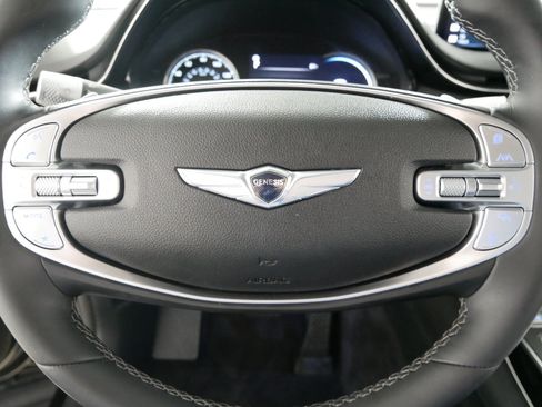 Certified 2025 Genesis GV70 2.5T image 25
